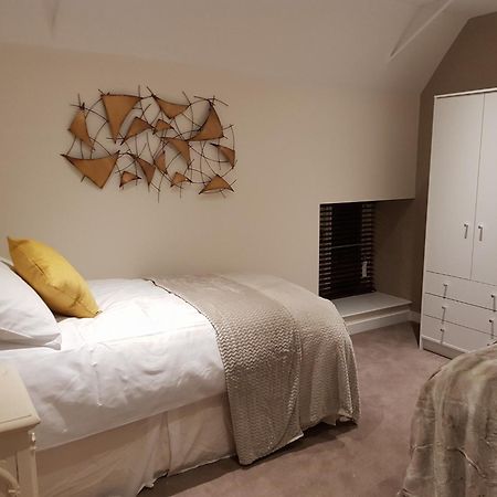 Riverside Stamford Stays Екстериор снимка