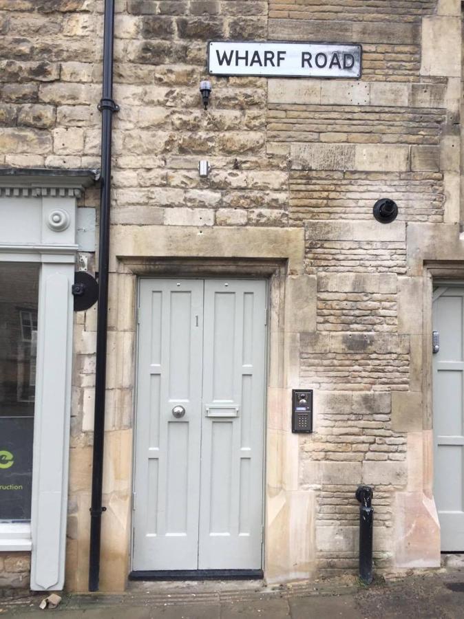 Riverside Stamford Stays Екстериор снимка