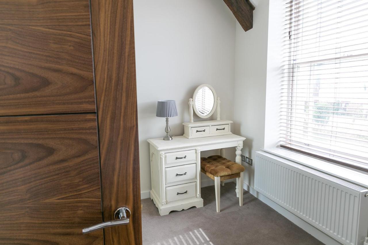 Riverside Stamford Stays Екстериор снимка